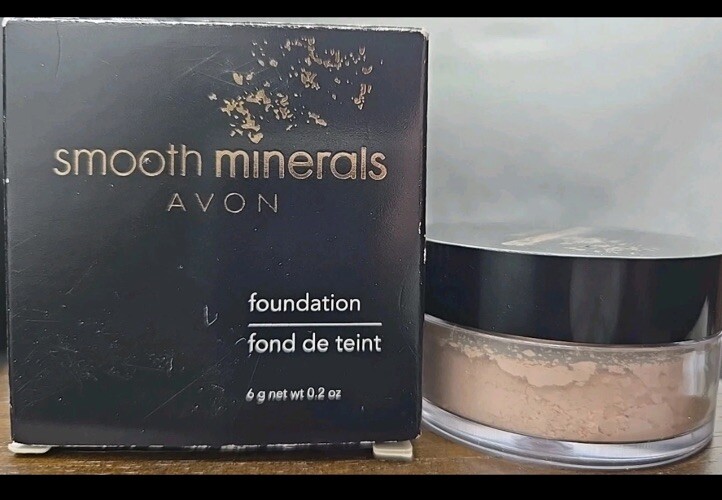 SMOOTH MINERALS Powder Foundation M01 Transparent Glow Loose Powder New In Box