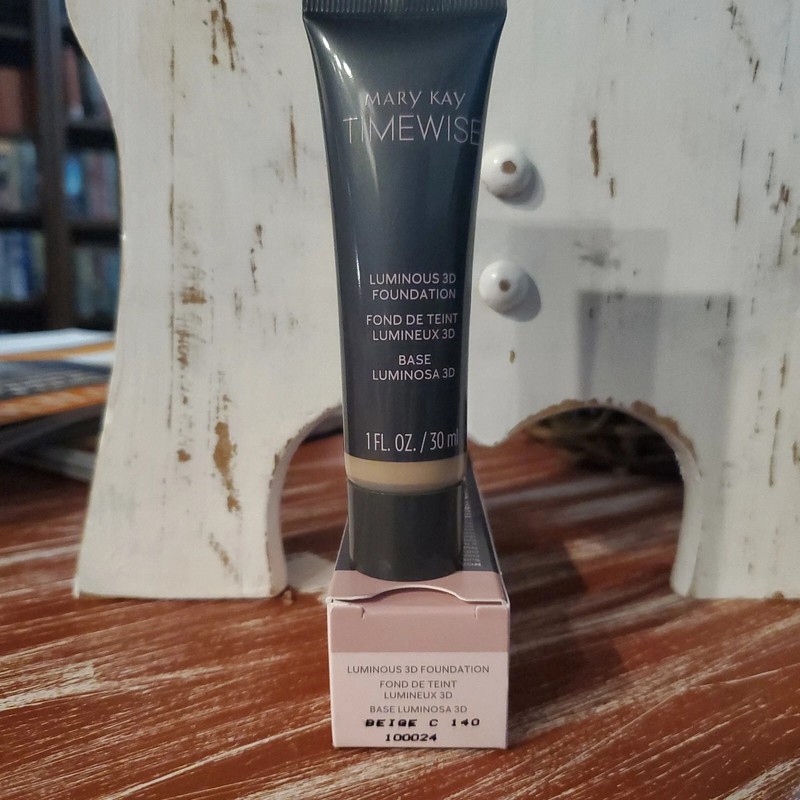 Mary Kay TimeWise Luminous 3D Foundation – Beige C 140 (Cool) – NIB FRESH!!