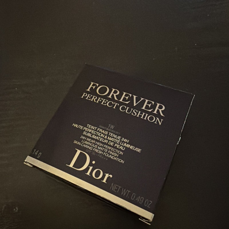 Dior Forever Perfect Cushion 1W Warm – 24H Wear Foundation – New