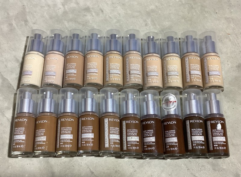 Wholesale 40 Revlon Illuminance Skin-Caring Foundation Mixed Colors Makeup