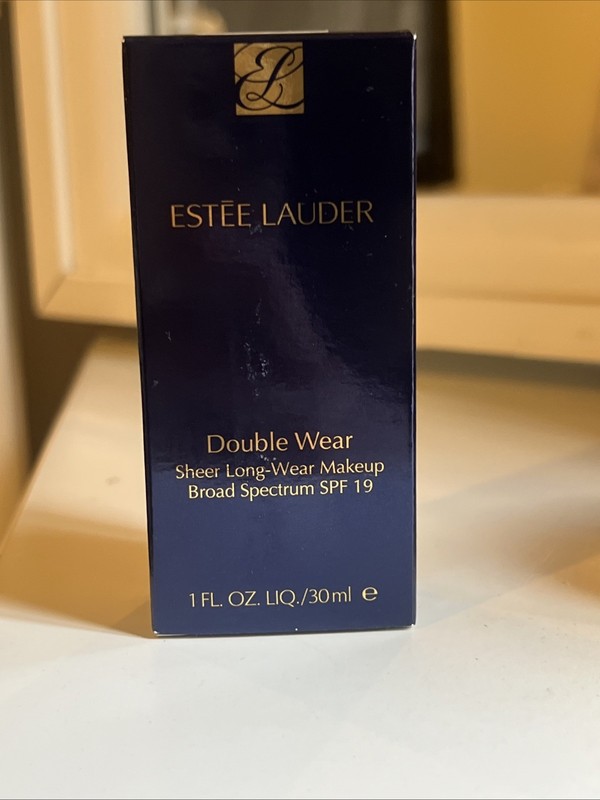 Estee Lauder Double Wear Sheer Long-Wear SPF 19 Makeup 1N1 IVORY NUDE – 30mL/1oz