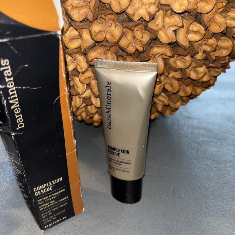 bareMinerals Complexion Rescue Tinted Hydrating Gel Cream CHESTNUT 09 35ml Read