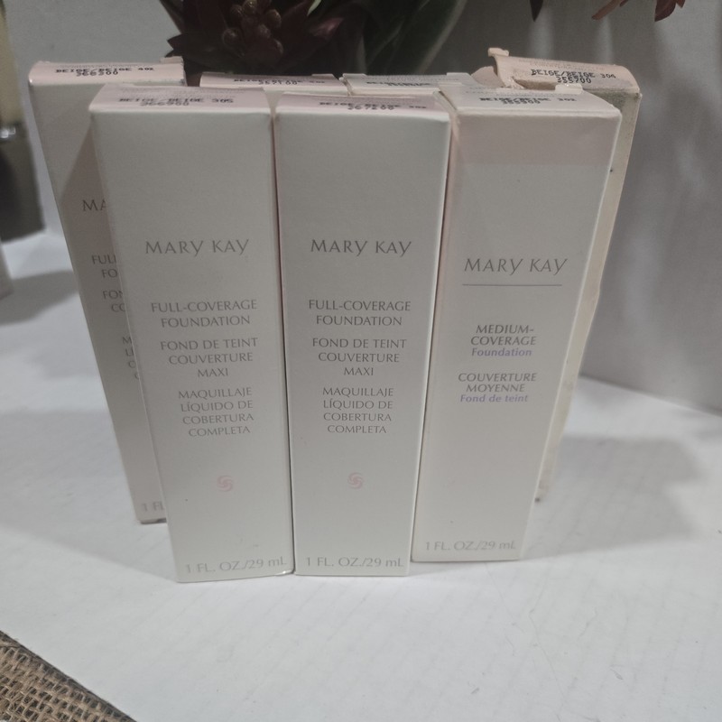 Mary Kay Medium Coverage Foundation 1 Fluid Oz Beige lot of 7