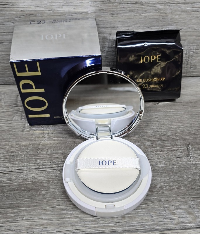 IOPE C23 Air Cushion XP Cover Beige, 1 Compact + 1 Refill New in Box & Sealed
