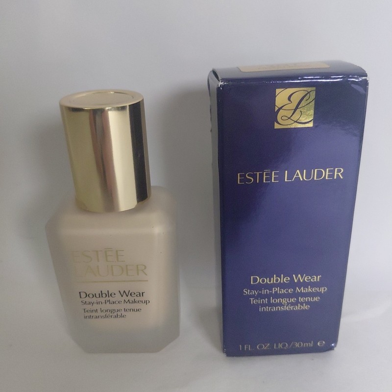 Estée Lauder Double Wear Foundation 2N1 Desert Beige 1 fl oz / 30 ml