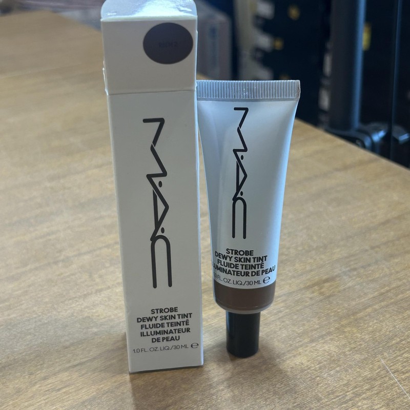 MAC Strobe Dewy Skin Tint Rich 2 1oz 30ml Tinted Moisturizer Face Women
