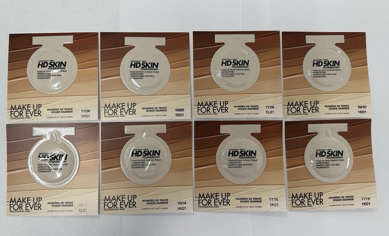 HD SKIN Foundation 8 Different Shades