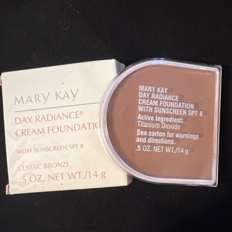 🔥Mary Kay Day Radiance Cream Foundation w SPF 8 CLASSIC BRONZE 2959 .5 oz NIB