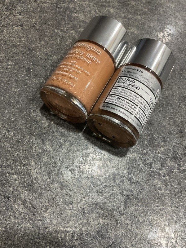 2 NEUTROGENA Healthy Skin Liquid Makeup With Titanium Dioxide Sunscreen SPF 20