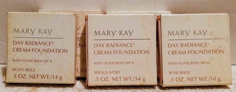 Mary Kay Day Radiance Cream Foundation Beige Ivory SPF 8 Facial Makeup 0.5oz 14g