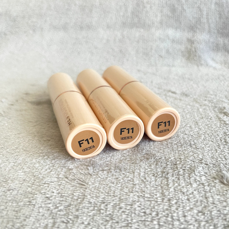 Revolution Fast Base Stick Foundation 0.21oz F11 (SOLD PER 1 UNIT) gallery